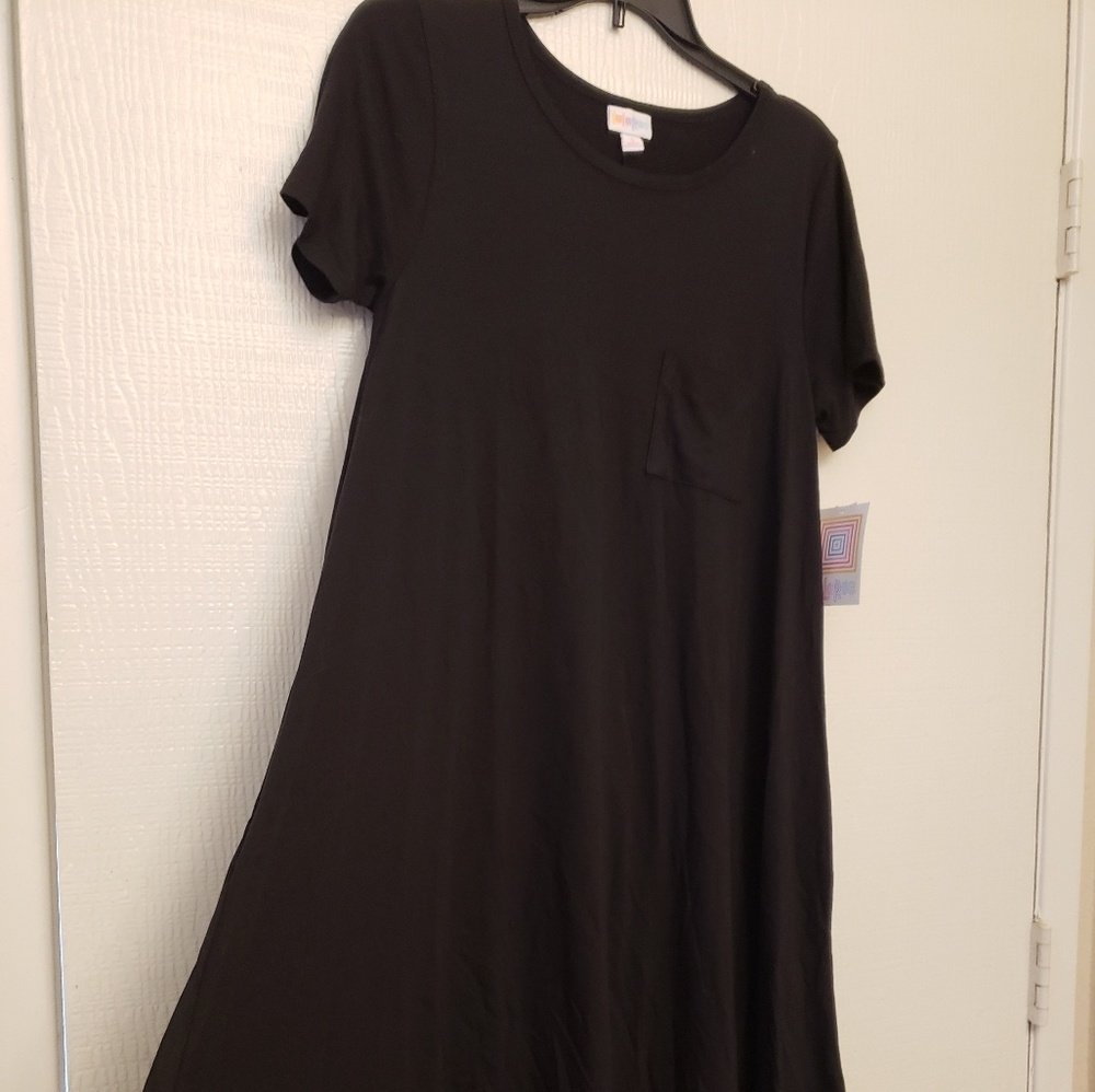 Lularoe NWT solid black CARLY dress *unicorn*